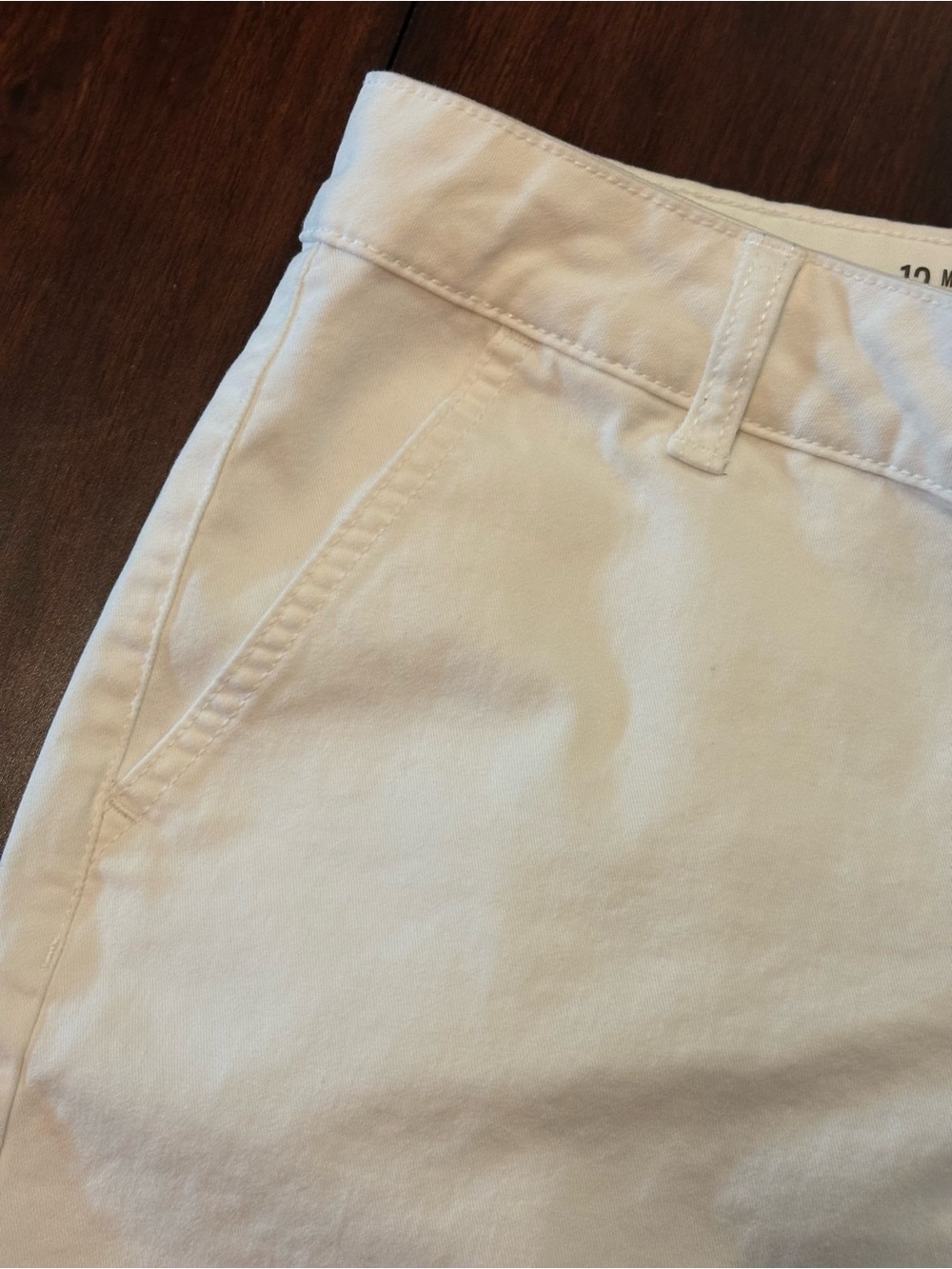 a.n.a A New Approach White Twill Shorts - Women’s Size 12 - Picture 7 of 15
